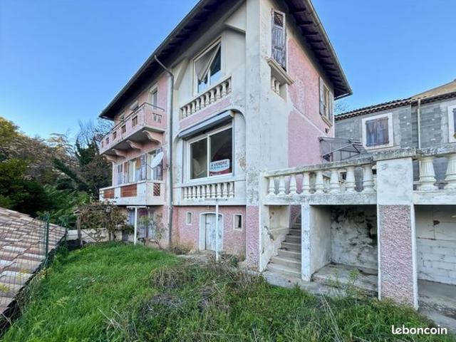 Maison 6 pièces 145 m²