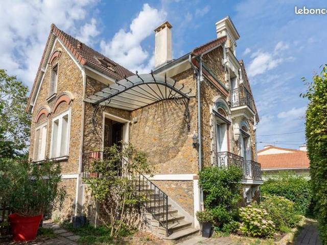 Maison 6 pièces 145 m²