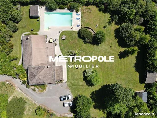 Maison 6 pièces 145 m²