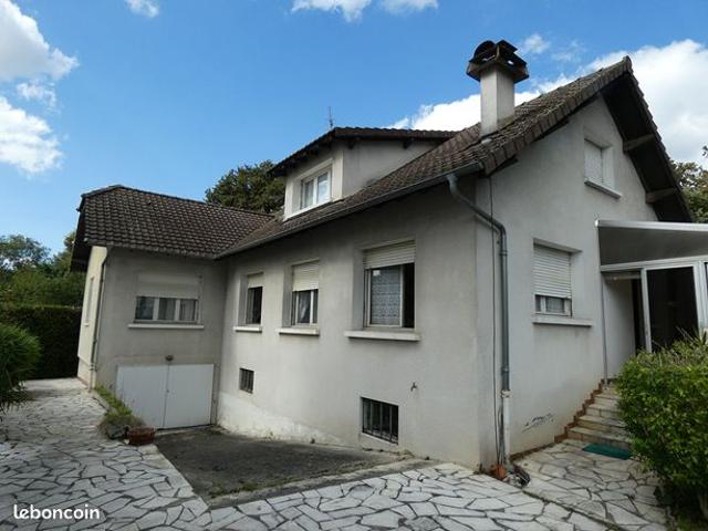Maison 6 pièces 145 m²
