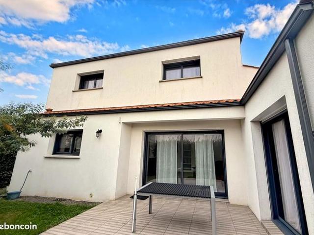Maison 6 pièces 145 m²