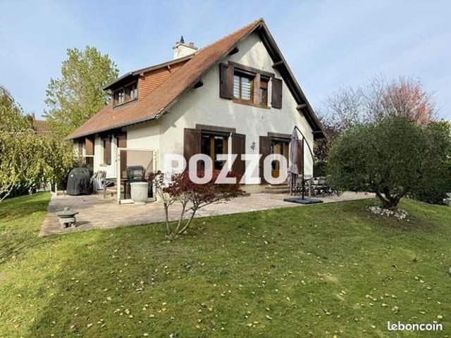 Maison 6 pièces 145 m²