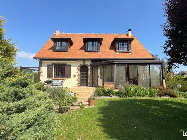 Maison 6 pièces 145 m²