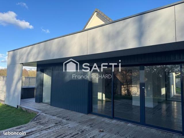 Maison 6 pièces 145 m²