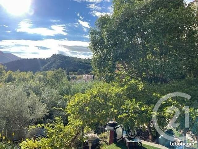Maison 6 pièces 145 m²