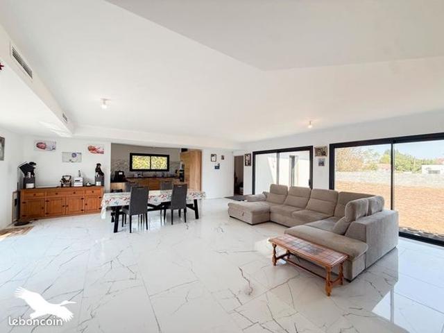 Maison 6 pièces 145 m²