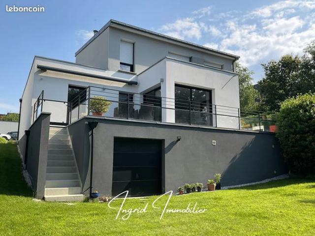 Maison 6 pièces 145 m²
