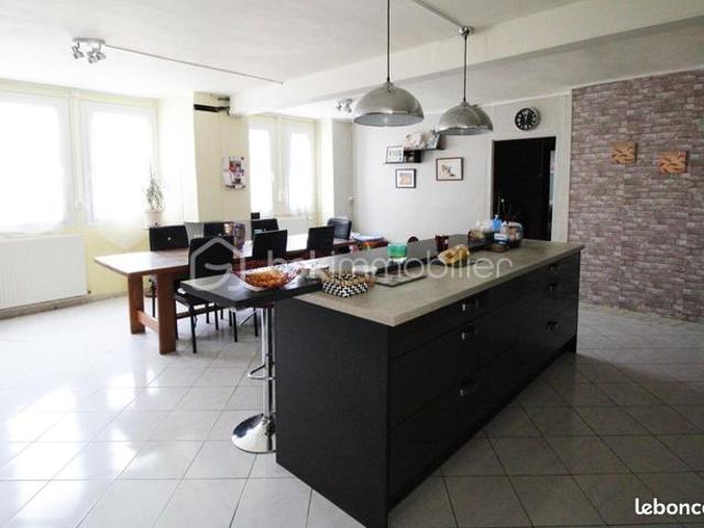 Maison 6 pièces 145 m²