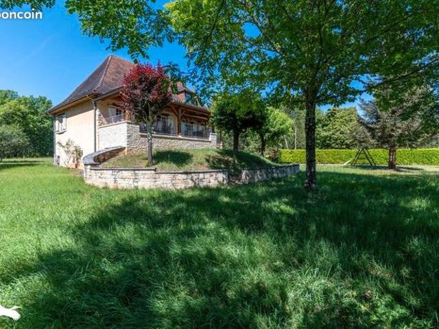 Maison 6 pièces 145 m²