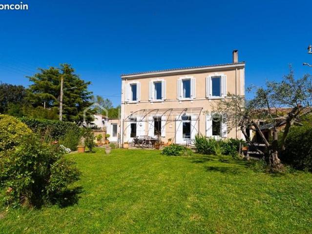 Maison 6 pièces 145 m²