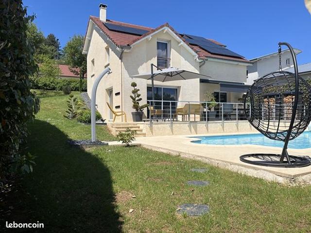 Maison 6 pièces 145 m²
