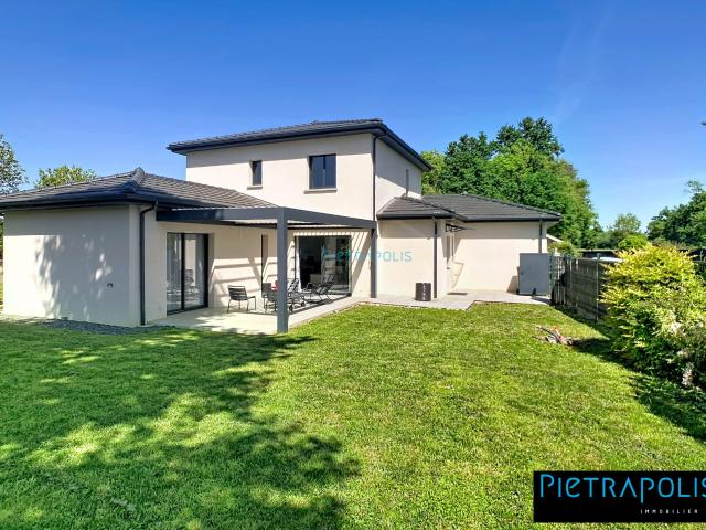 Maison 6 pièces 145 m²