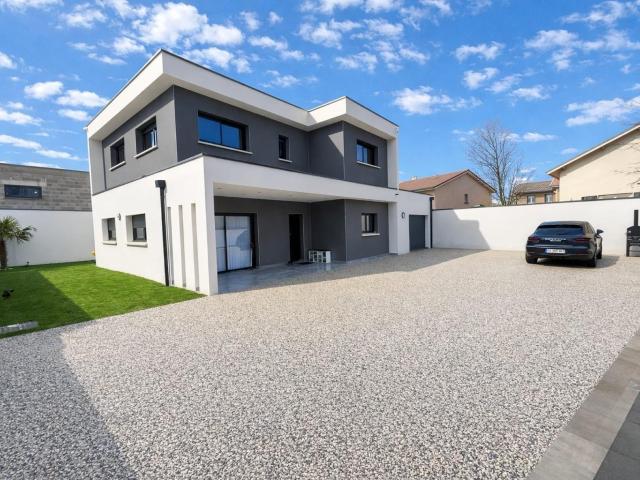 Maison 6 pièces 145 m²