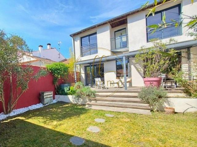 Maison 6 pièces 145 m²