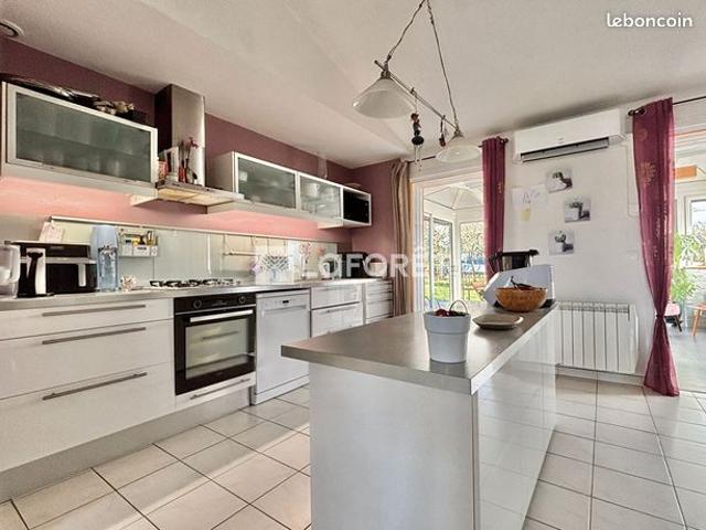 Maison 6 pièces 145 m²