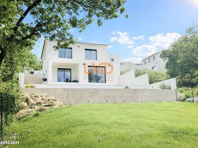Maison 6 pièces 145 m²