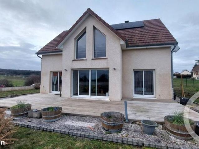 Maison 6 pièces 145 m²