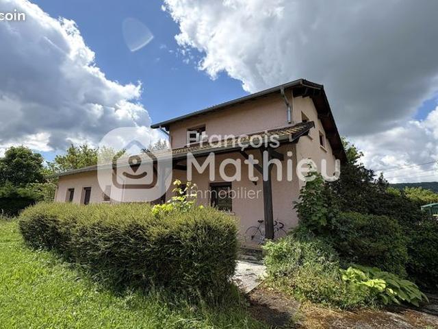 Maison 6 pièces 145 m²