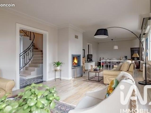 Maison 6 pièces 145 m²