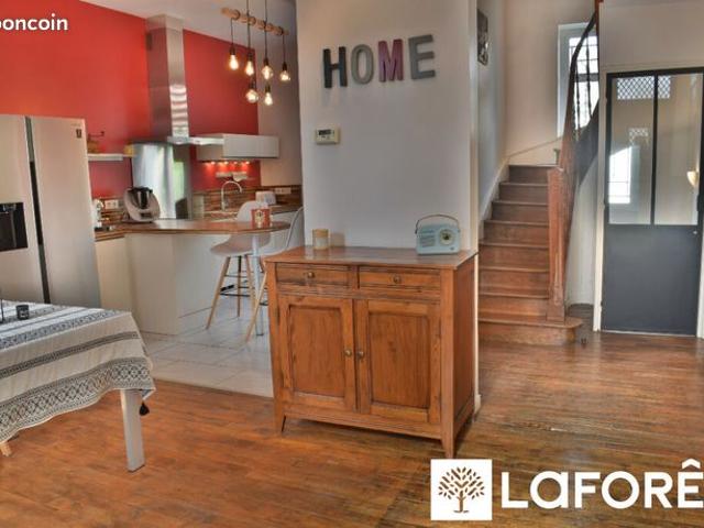 Maison 6 pièces 145 m²