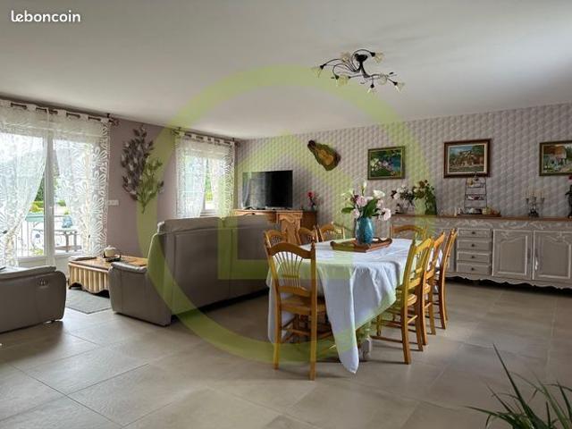 Maison 6 pièces 145 m²