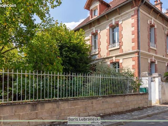 Maison 6 pièces 145 m²