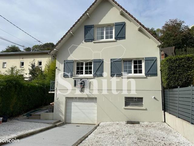 Maison 6 pièces 145 m²