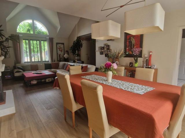 Maison 6 pièces 145 m²
