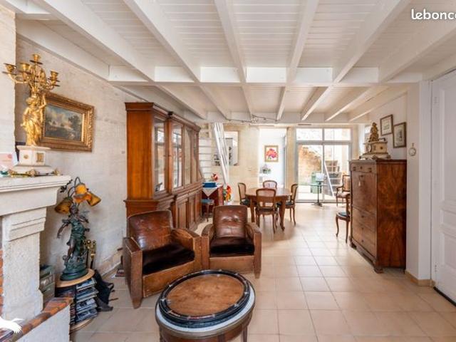 Maison 6 pièces 145 m²