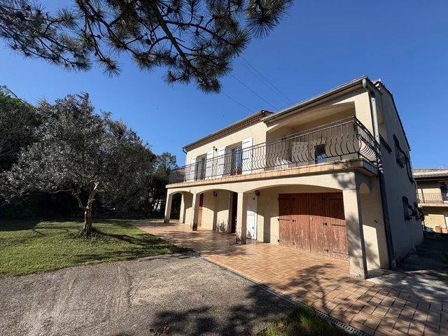 Maison 6 pièces 145 m²