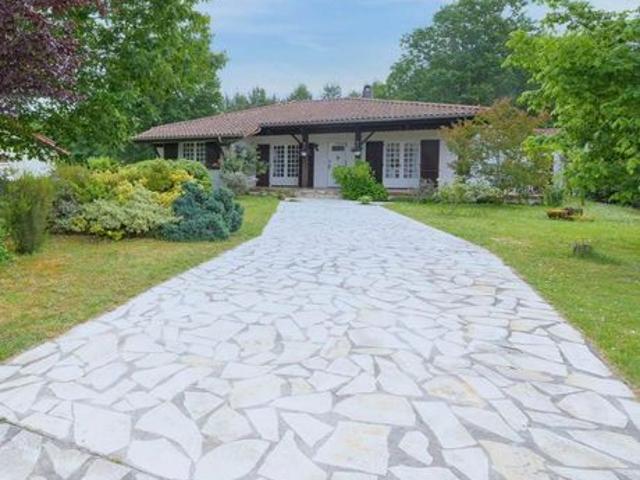 Maison 6 pièces 145 m²