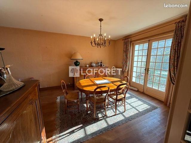 Maison 6 pièces 145 m²