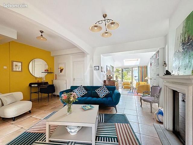 Maison 6 pièces 145 m²