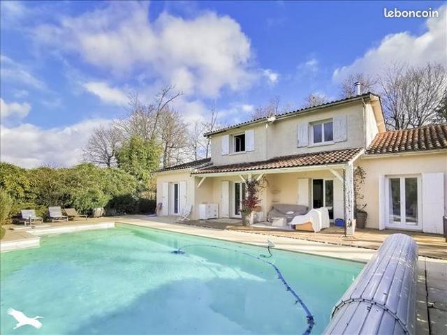Maison 6 pièces 145 m²