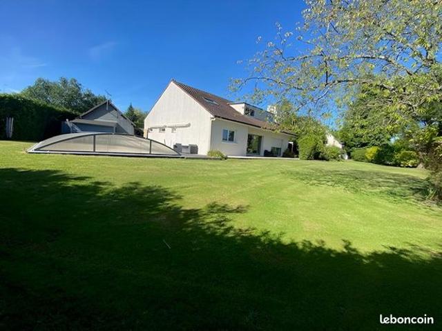 Maison 6 pièces 145 m²