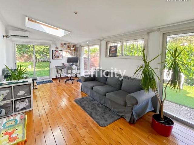 Maison 6 pièces 145 m²