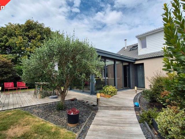 Maison 6 pièces 145 m²