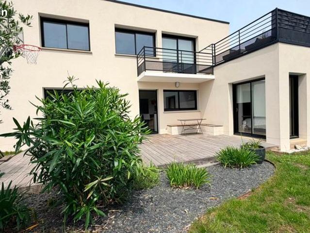 Maison 6 pièces 145 m²