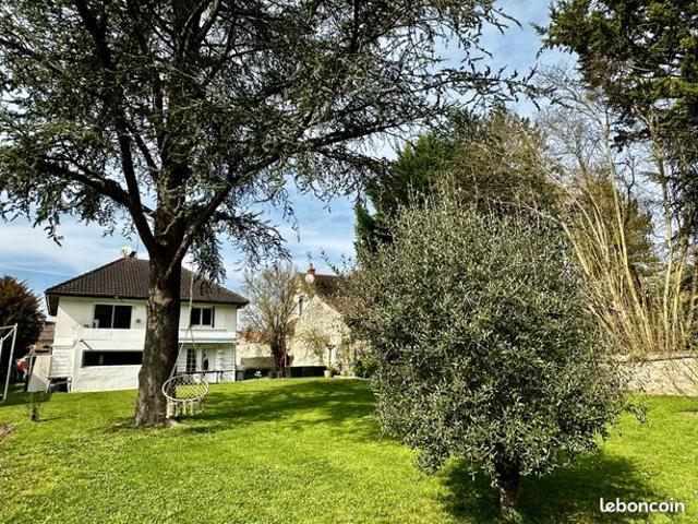 Maison 6 pièces 145 m²