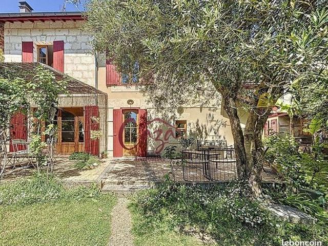 Maison 6 pièces 145 m²