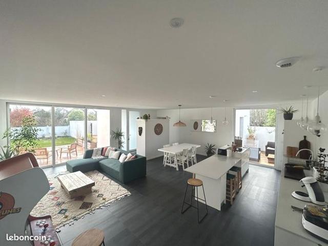 Maison 6 pièces 146 m²