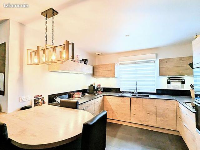 Maison 6 pièces 146 m²