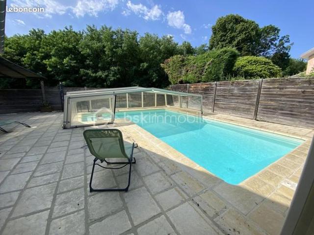 Maison 6 pièces 146 m²
