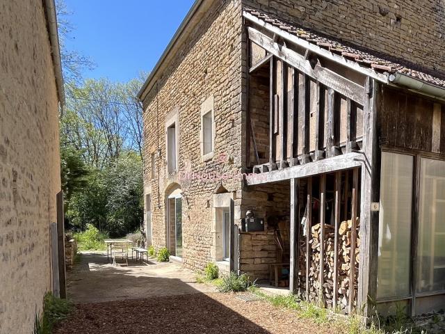 Maison 6 pièces 146 m²