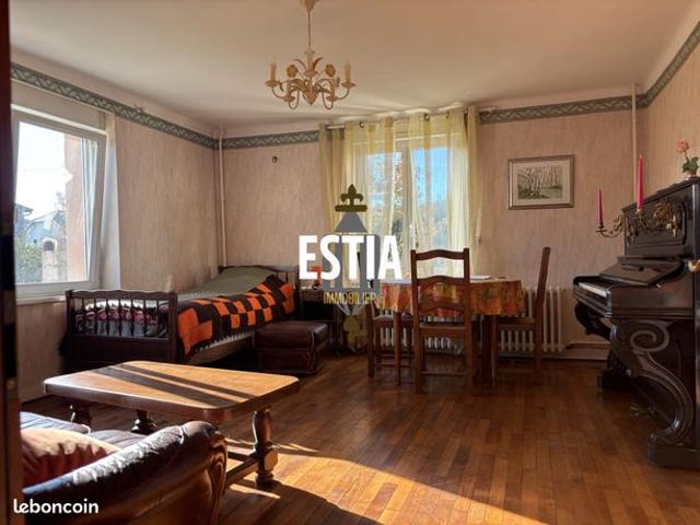 Maison 6 pièces 146 m²