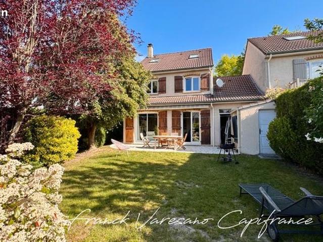 Maison 6 pièces 146 m²