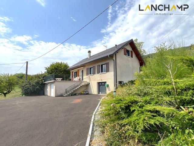 Maison 6 pièces 146 m²