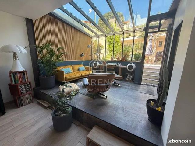 Maison 6 pièces 146 m²