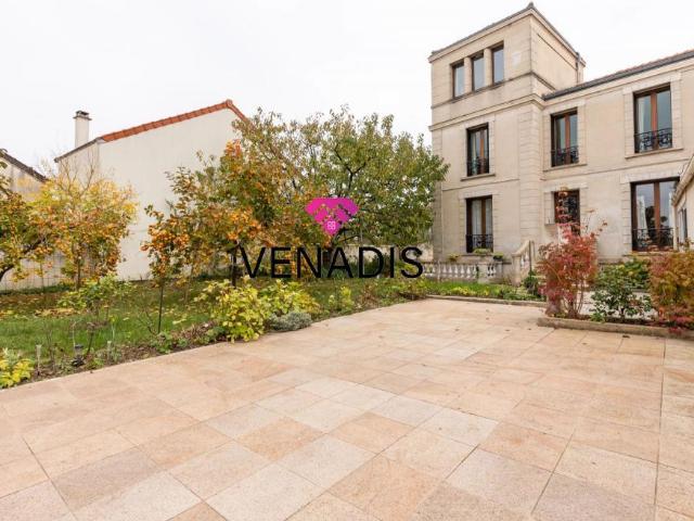 Maison 6 pièces 146 m²