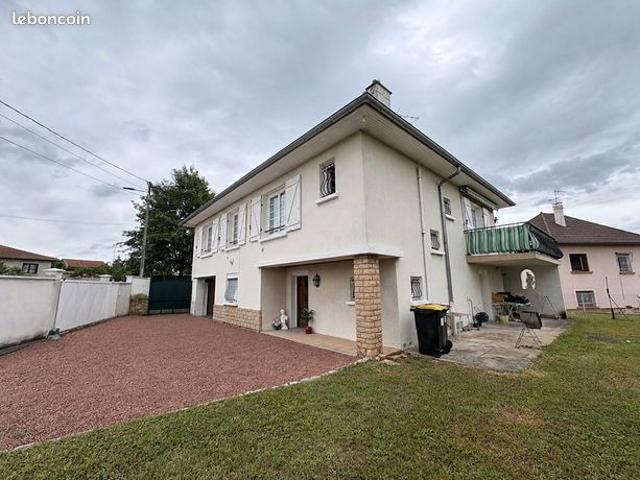 Maison 6 pièces 146 m²